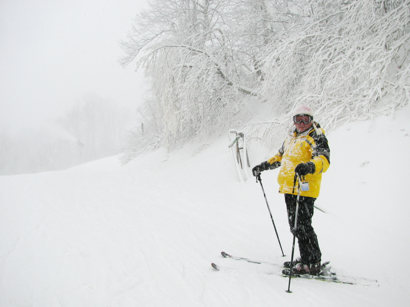 6 Inches of snow at Sugar, North Carolina, Great Skiing.