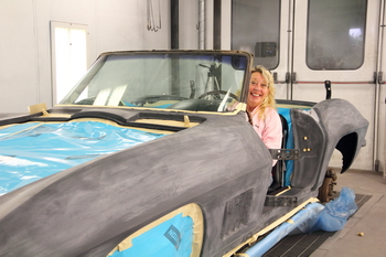 Jody gets one last sit in her beloved Dalilah befor it's painted and donated.